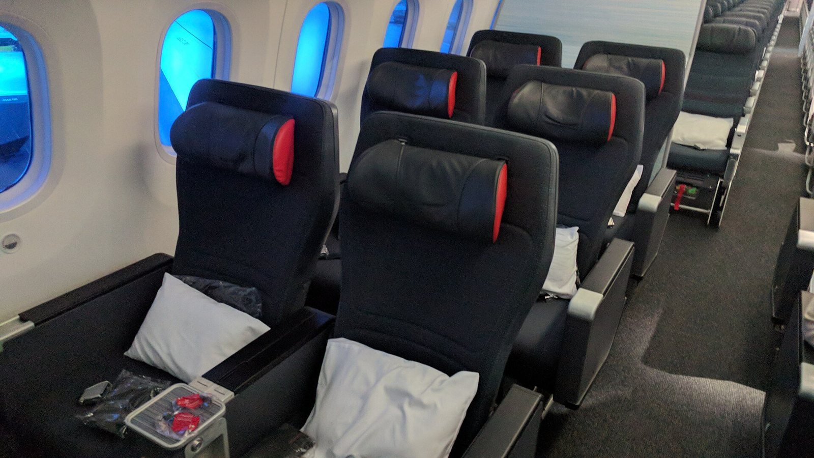 エア・カナダ787 プレミアムエコノミー（1）