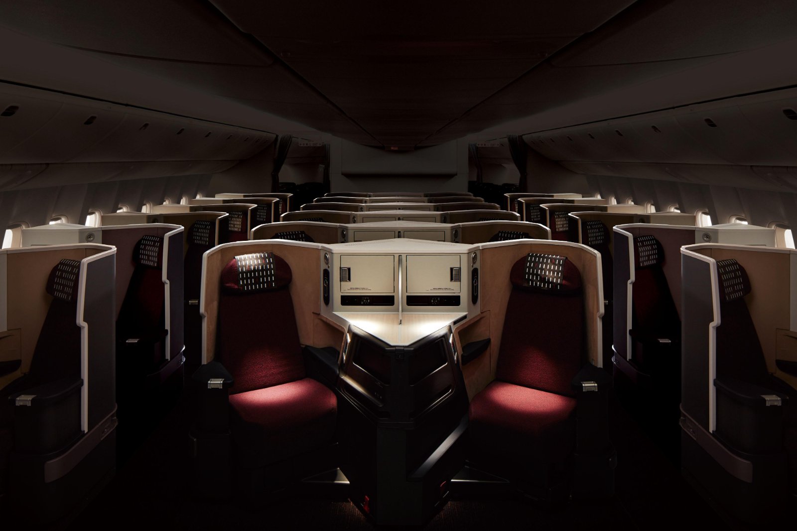 JAL SKY SUITE Ⅲ ビジネスクラス（1）