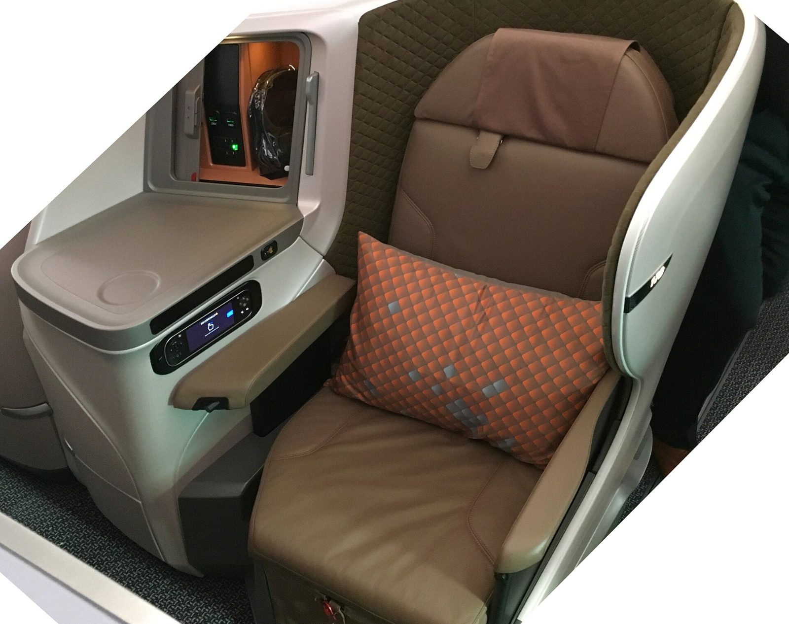 シンガポール航空 787-10 ビジネスクラス（3）